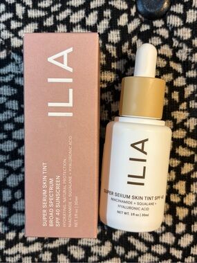 ILIA Super Serum Skin Tint SPF 40 - Shade ST4 Formosa